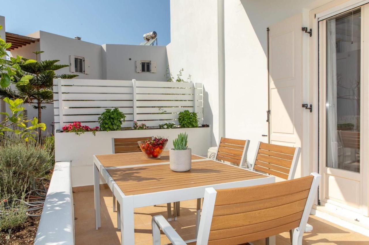 Apartment Sorokos 8